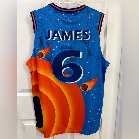 Tune Squad Lebron James Jersey #6 - Picture 5 of 5